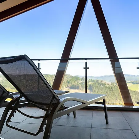 Weitblick Aparthotel 4*