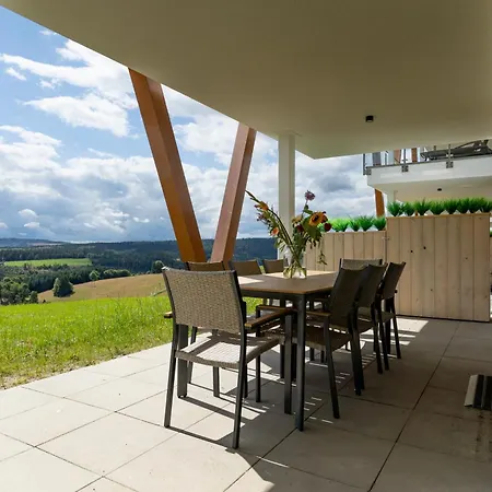 Aparthotel Weitblick 4*